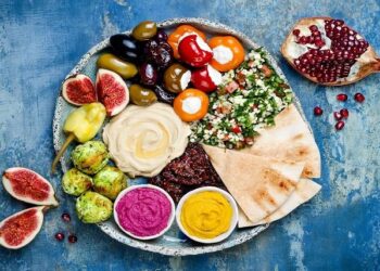 Top 8 Best Lunch Foods for Weight Loss and Get All the Necessary Ingredients, Minerals, and Vitamins