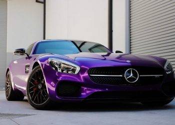 Choosing Between Car Wrapping And Car Painting